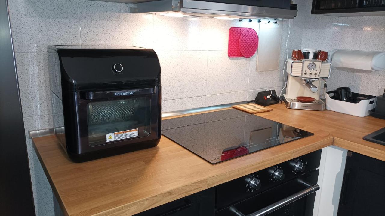 오스투니 Miniecocasa Ottocentesca In Zona Free-Parking Ed Ecoclimatizzata 빌라 외부 사진