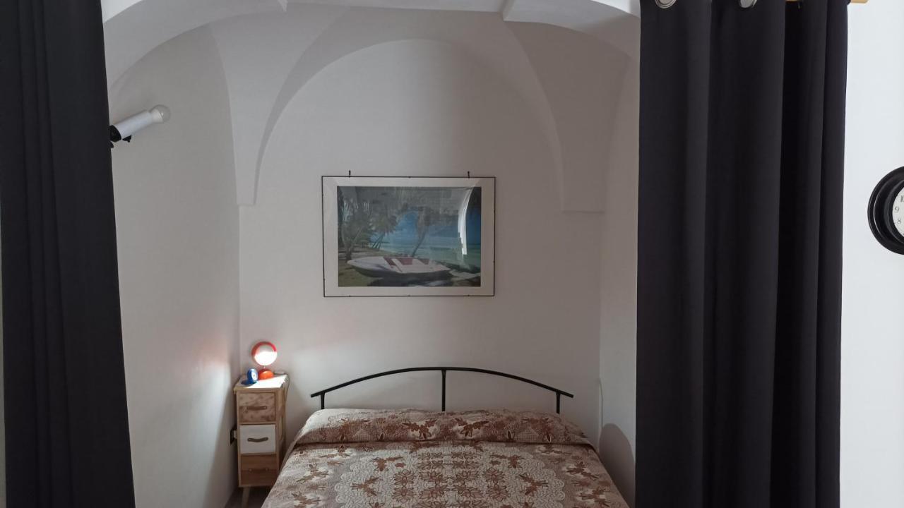 오스투니 Miniecocasa Ottocentesca In Zona Free-Parking Ed Ecoclimatizzata 빌라 외부 사진